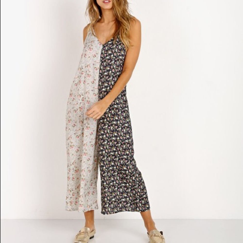 🎉HP🎉 LACAUSA Floral Santi Jumpsuit